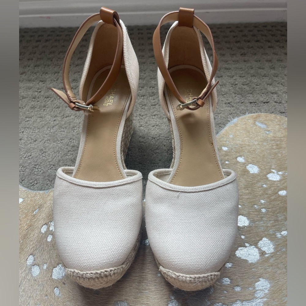 Michael Kors Wedges in great condition!